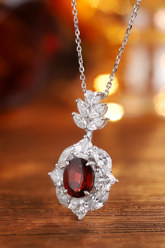 S925 Sterling Silver Natural Garnet Necklace Y