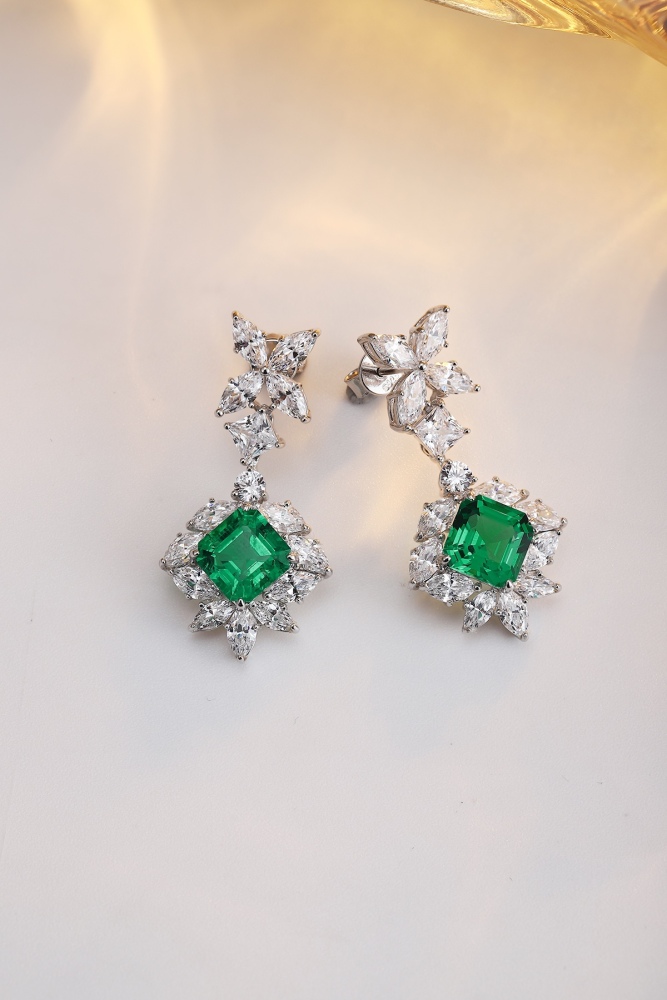 S925 Silver Stud Earrings Set with Lab-Grown Emeralds