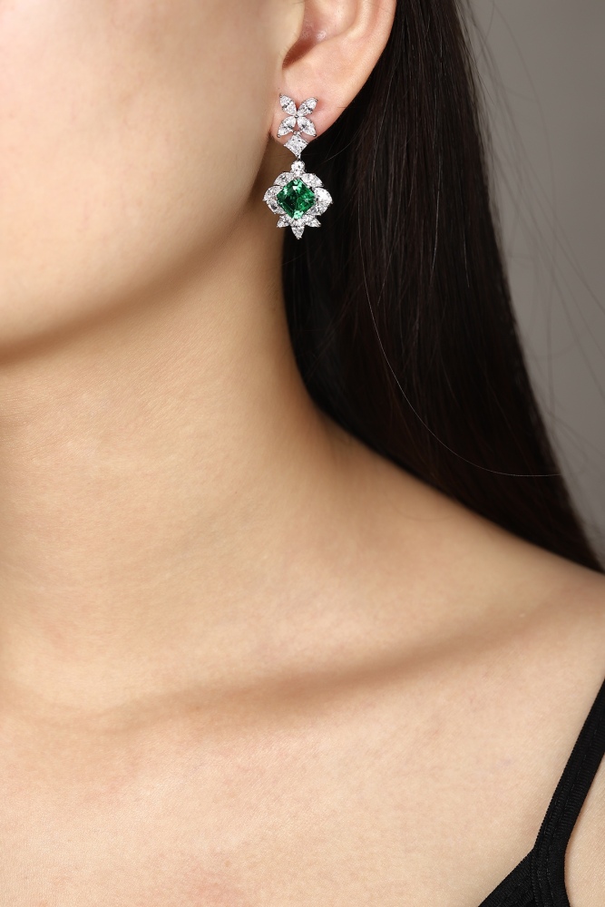 S925 Silver Stud Earrings Set with Lab-Grown Emeralds