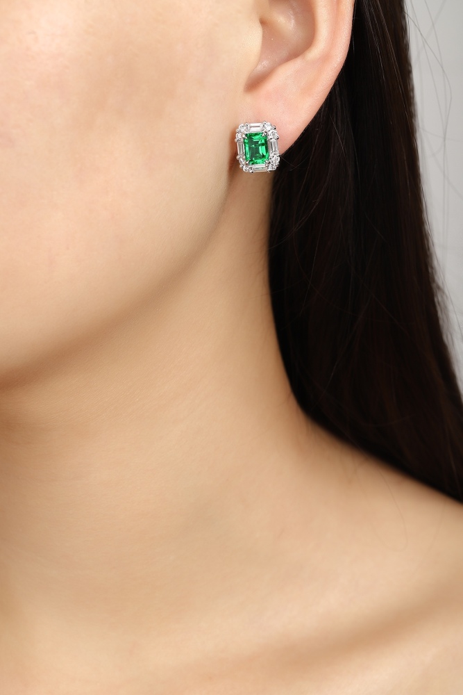 S925 Silver Lab-Grown Emerald Stud Earrings