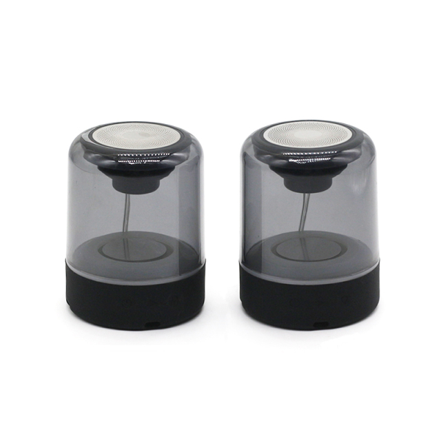 2021 mini BT speaker with wireless mic Quality sound Deep bass LED light show twin magnetic adsorption for Mobile phone