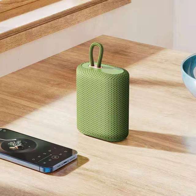 Outdoor TWS bluetooth speaker with nice sound
