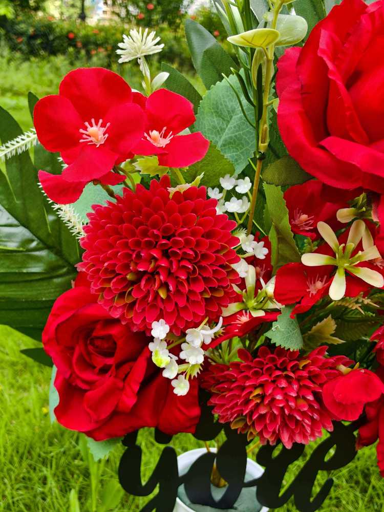 Artificial Red Rose Flowers Bouquet for Graves with Miss You Metal- 17.7"