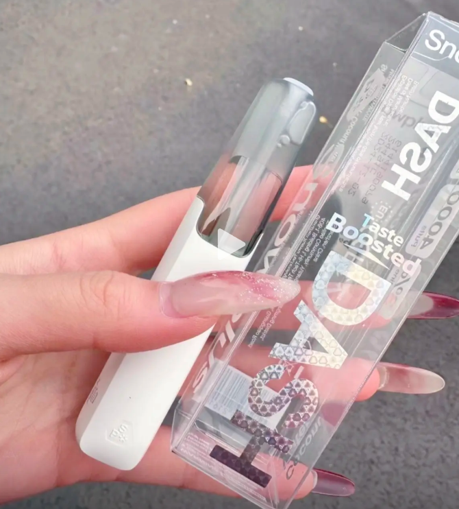 Snowplus Dash 4,000-Puff Disposable Vape