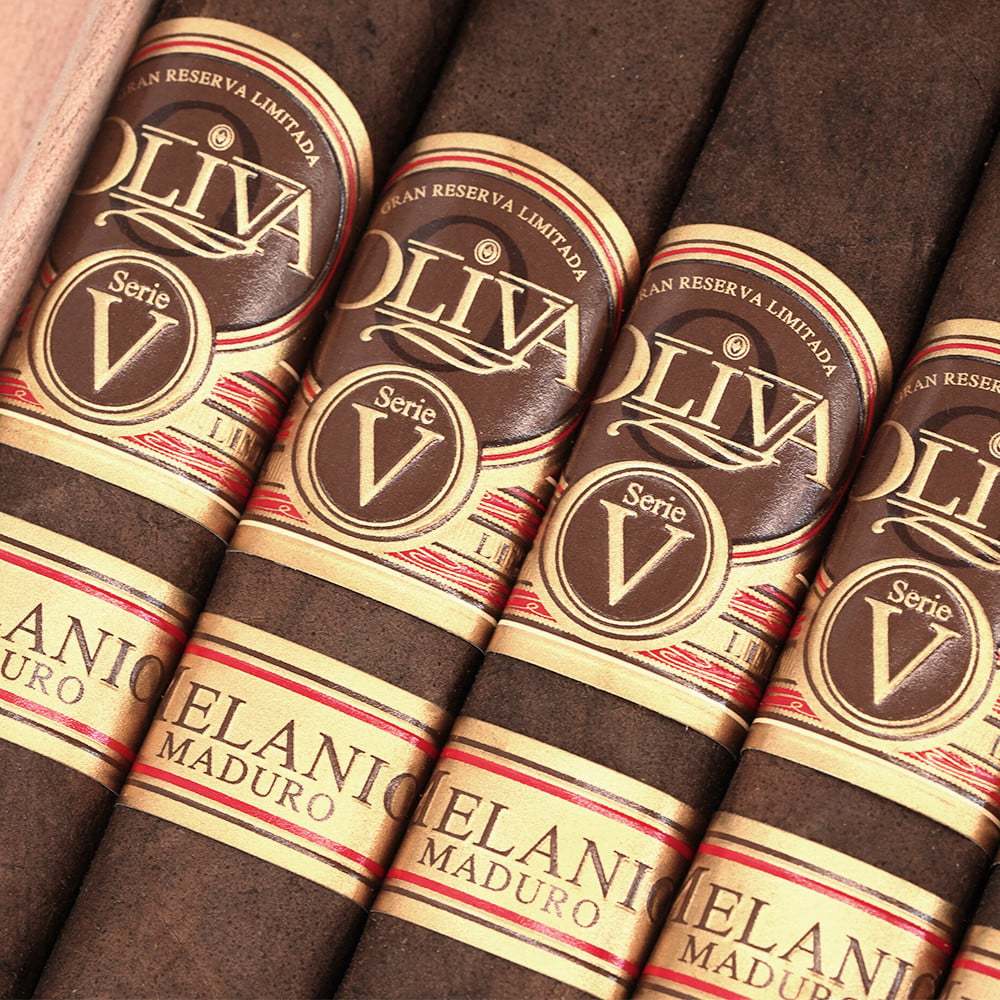 Oliva 奥利瓦 Serie V Melanio Maduro Churchill V系列 米拉尼奥 马杜罗 丘吉尔