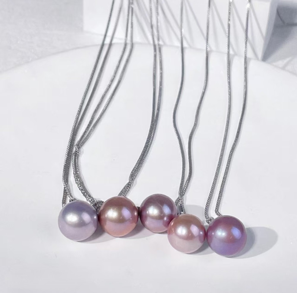 Purple Pearl Pendant 11mm Pearl Necklace Rabbit Ears