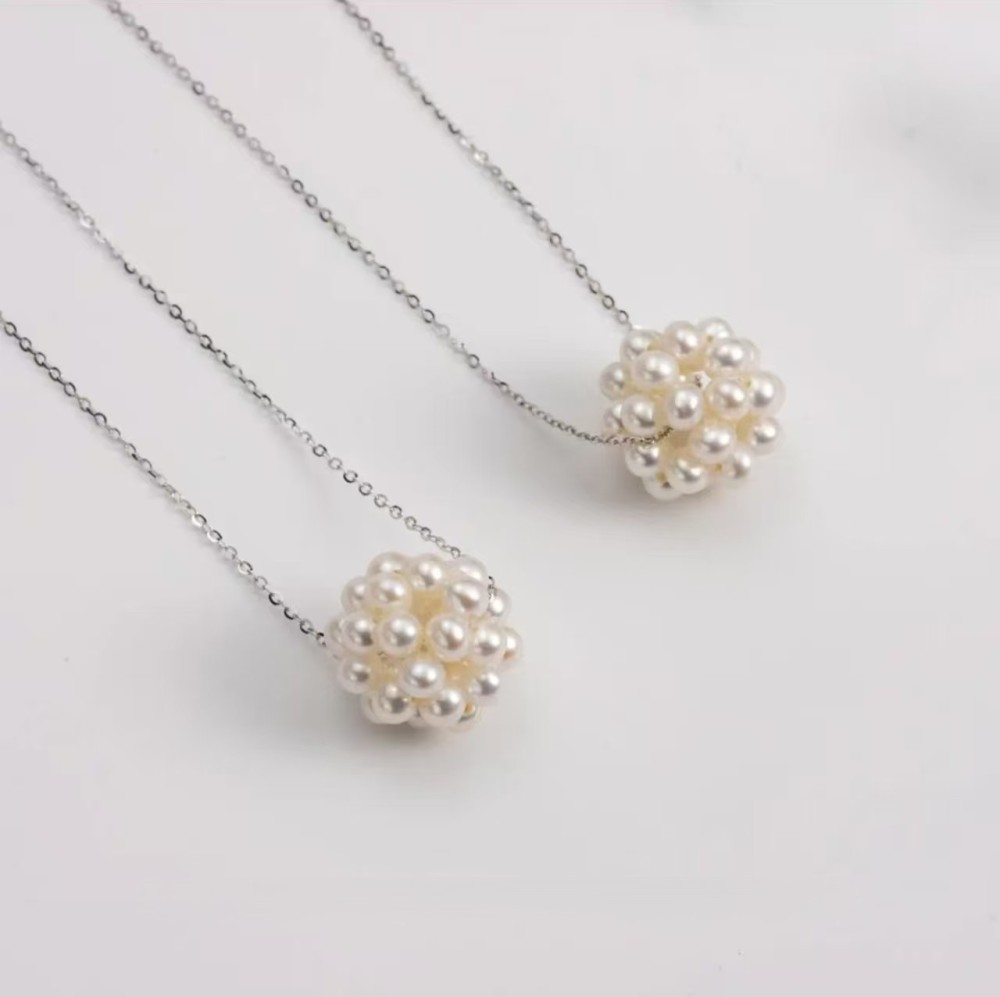 White embroidered ball pearl necklace-13.5mm