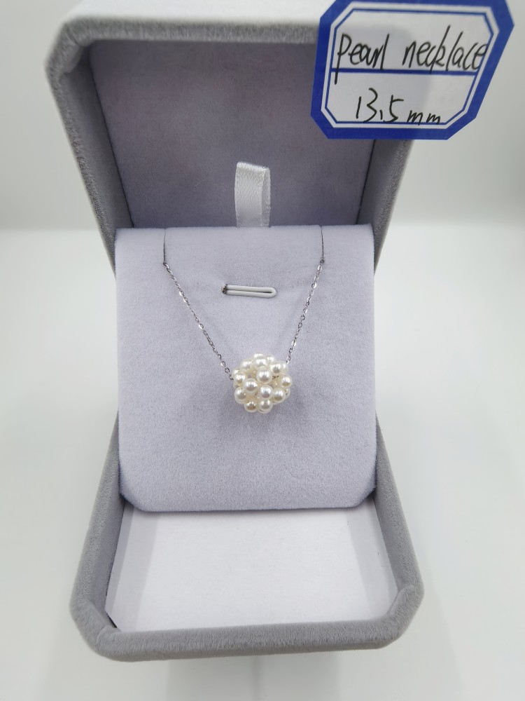 White embroidered ball pearl necklace-13.5mm