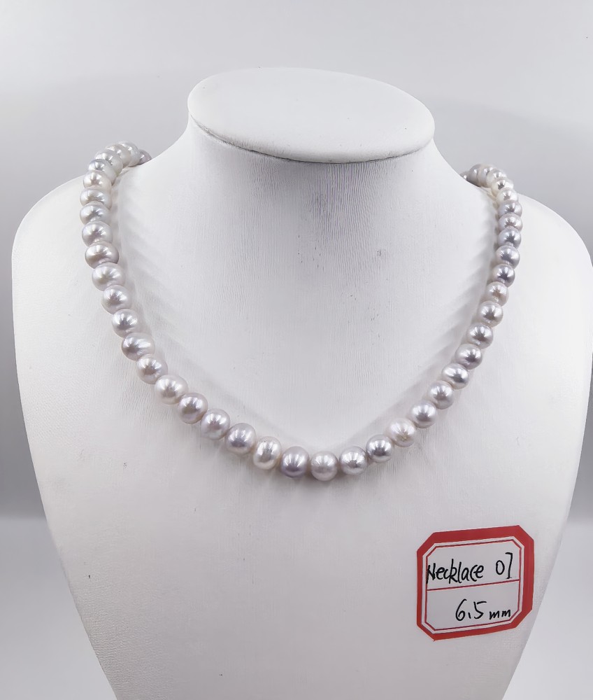 Freshwater Pearl Necklace Gray Purple color 6.5mm
