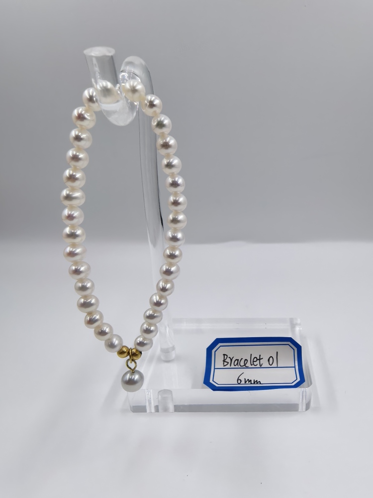 Beautiful White Pearls Bracelet 6mm