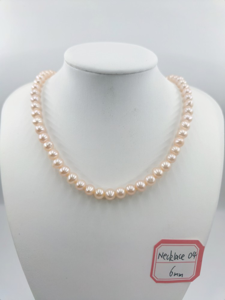 Freshwater Pearl Necklace Chinese red color 6mm