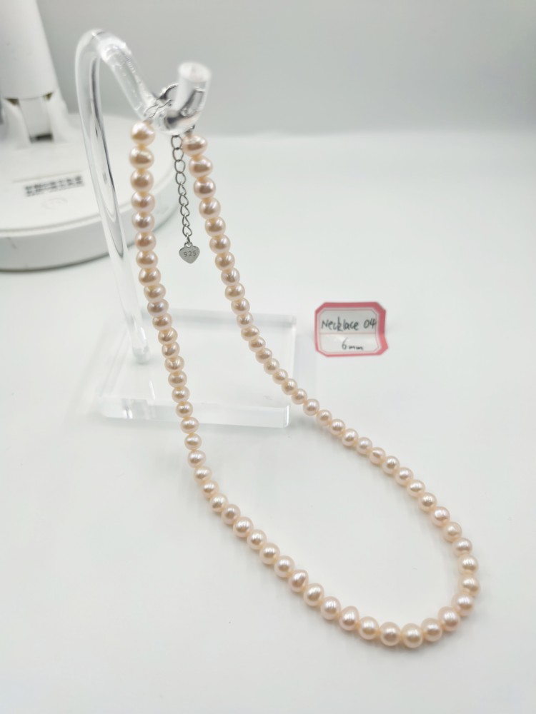 Freshwater Pearl Necklace Chinese red color 6mm