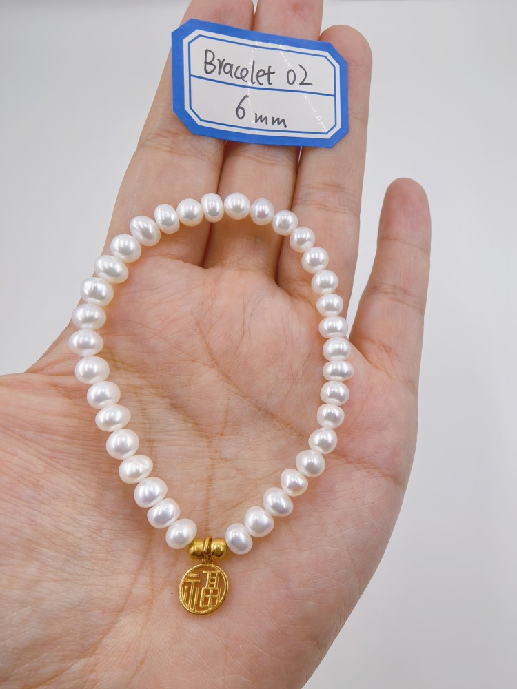 Pearls Bracelet 6mm with Chinese Fu character pendant