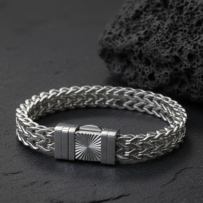 Herringbone chain