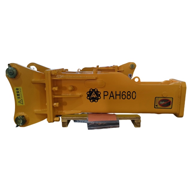 Hydraulic breaker