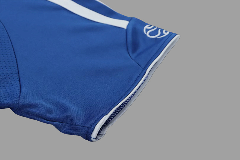 06/08 Chelsea Home Kids Retro Soccer Jersey Size 16-28