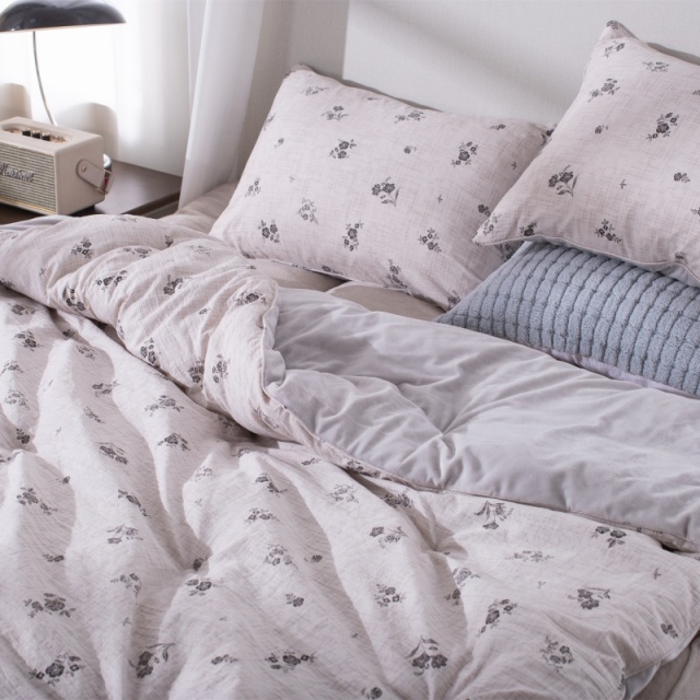 면 질감 느낌의 프린트 시어서커 목화 이불