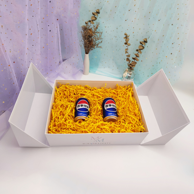 Custom-made double-opening gift boxes with creative designs for Valentine's Day and Chinese Valentine's Day gifts. Manufacturer and wholesaler.