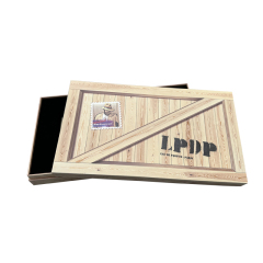 Solid Wood Custom Logo Wooden Single Luxury Jewelry Perfume Storage Box Customized