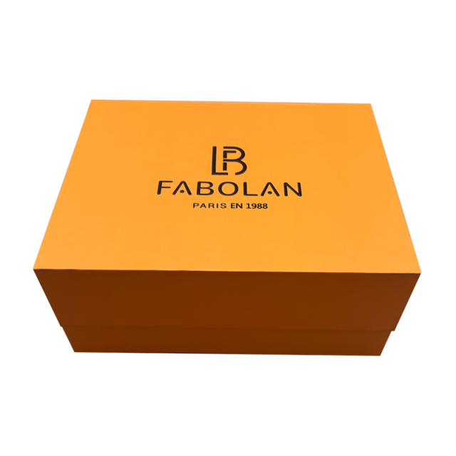 Custom Luxury Rigid Gift Box | Magnetic Closure, Foil Stamped Logo, Recyclable Paper