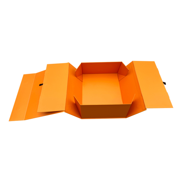 Custom Luxury Rigid Gift Box | Magnetic Closure, Foil Stamped Logo, Recyclable Paper