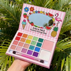 Princess & Beast Theme 12 Pan Eyeshadow Palette Packaging