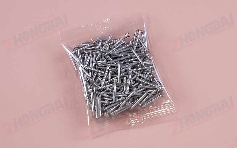 Máquina envasadora de clavos