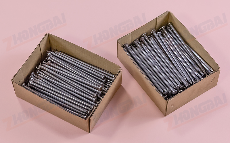 Máquina empacadora de tornillos en cartón