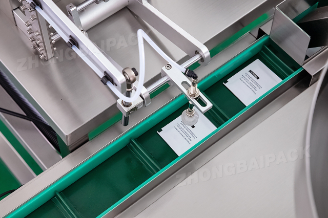 Máquina envasadora de kits de accesorios plásticos