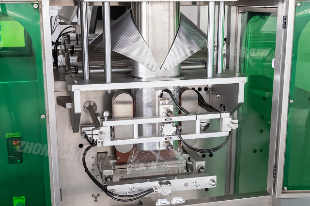 Máquina envasadora de accesorios de tubería de plástico