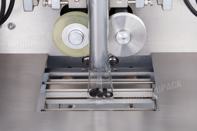 Máquina Contadora y Envasadora con Alimentadores de Tres Tazones