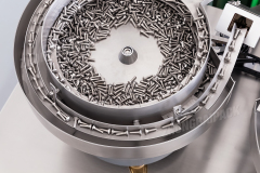 screw and wing nut packing machine