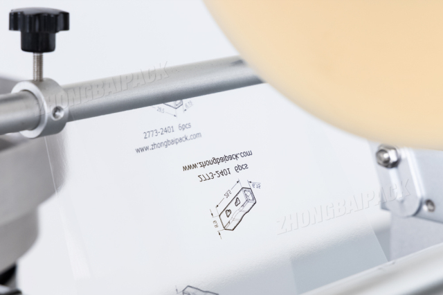 Maszyna pakująca plastikowe złącza elektroniczne