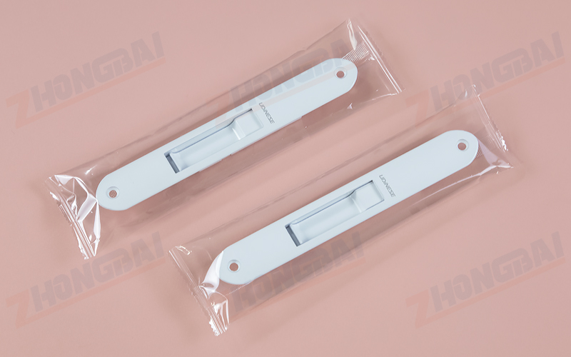 Máquina flowpack para bisagras de muebles