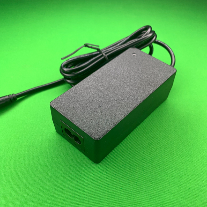 63W 21V 3A Lithium Li-ion Battery Charger for 5S Batteries | QINXPOWER®