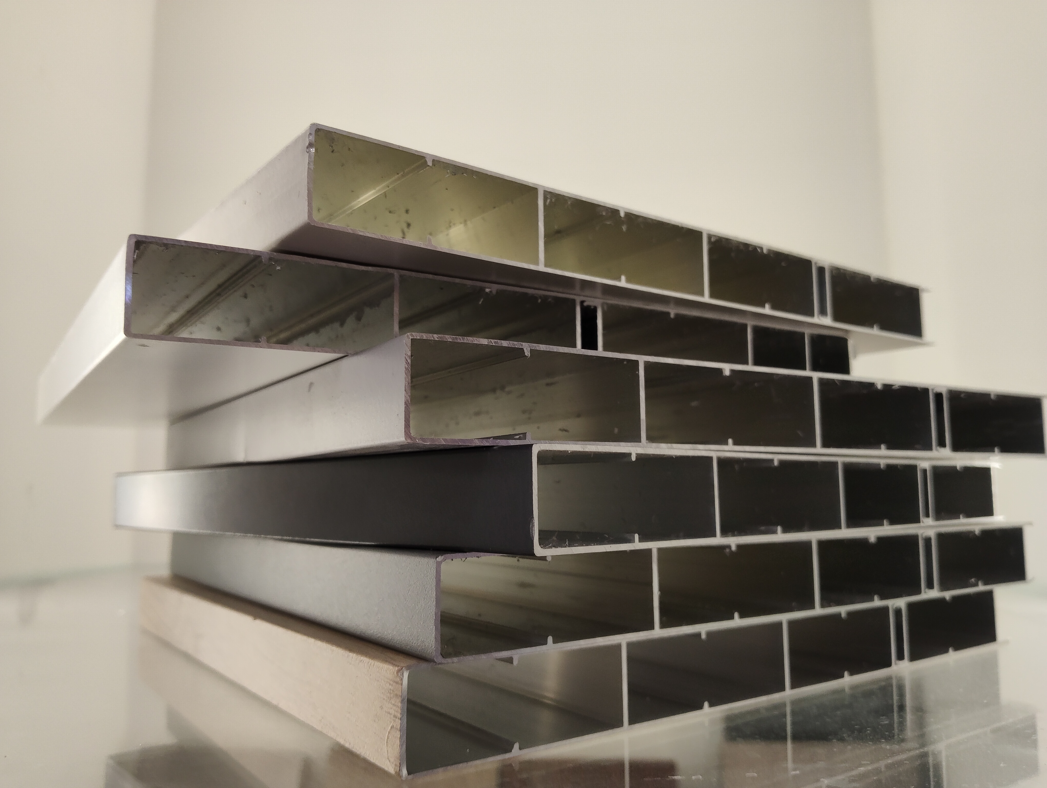 Aluminum Alloy Balcony Cabinet Water Resistance Inherently Safe Customized size