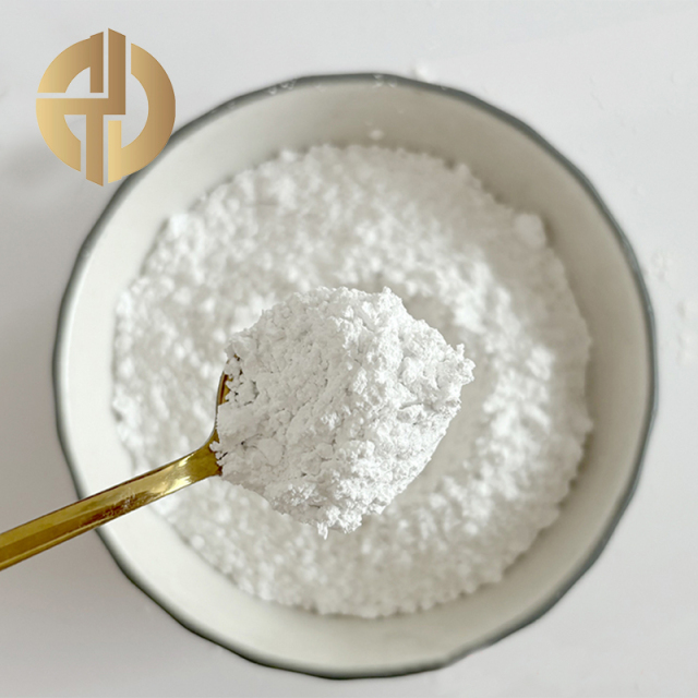 Hafnium oxide powder