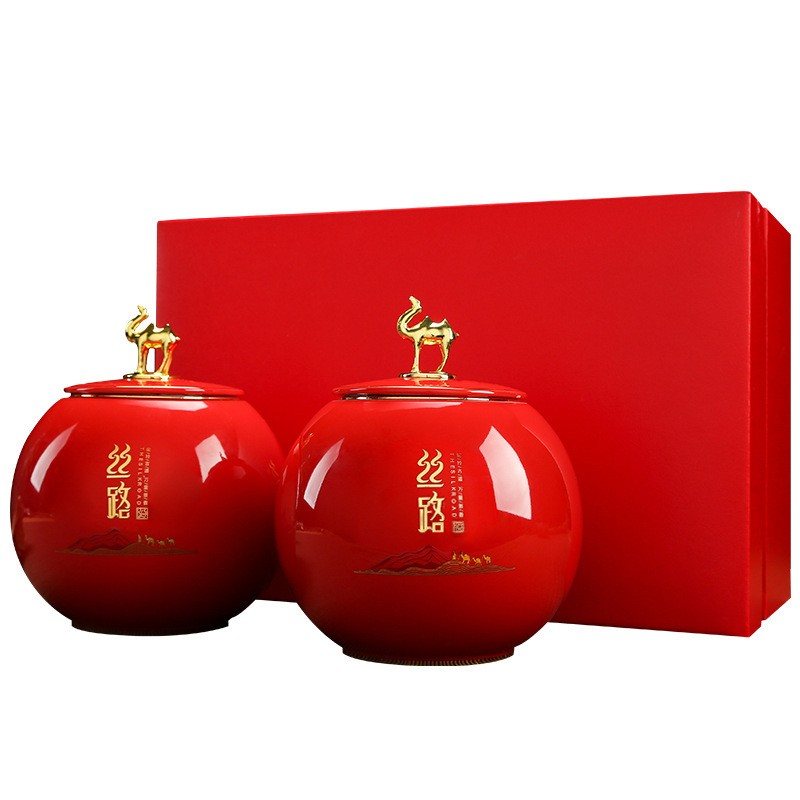 Jin Junmei black tea tea super authentic fragrant Wuyishan Tongmuguan ceramic pot gift box gift for elders