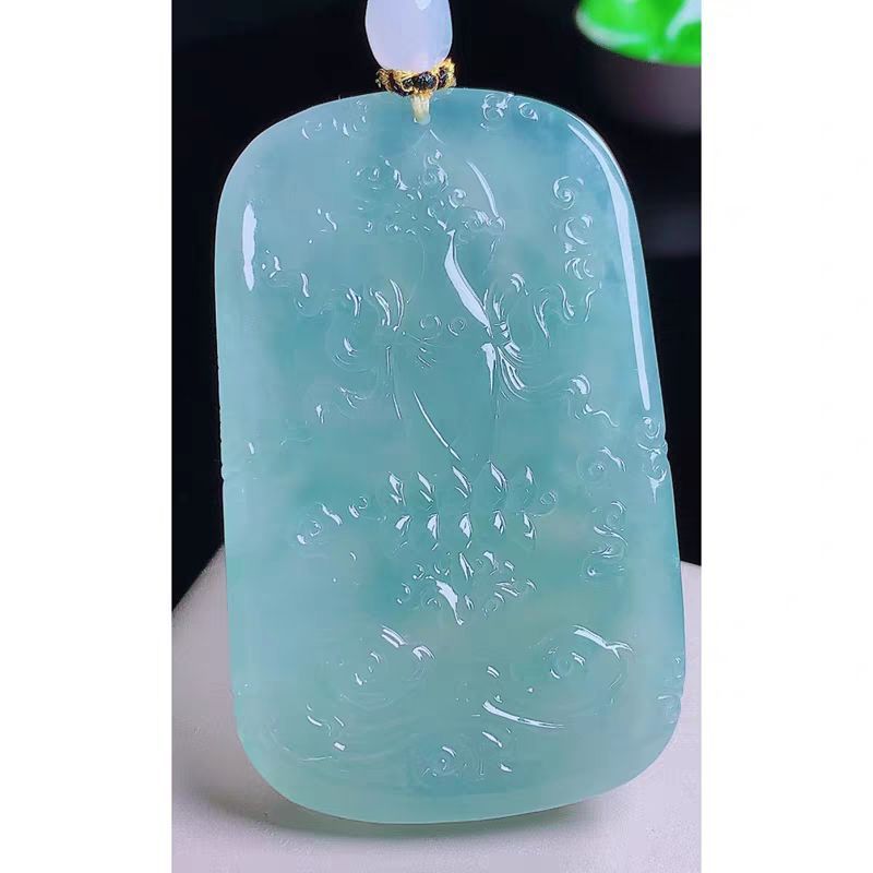 Blue Sky-Blue Thousand-Hand Avalokitesvara Pendant