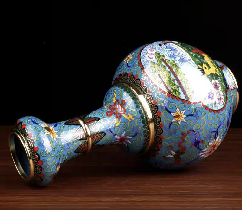 loisonné Vase with Crane and Deer in Spring Design, Ancient Garlic-Bulb-Shaped Bottle