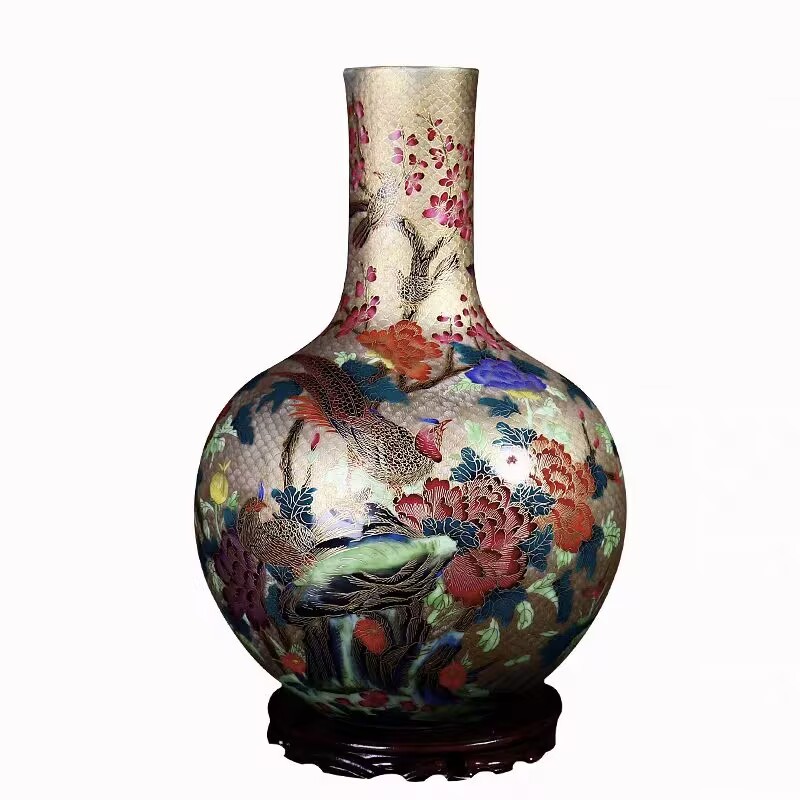 golden cloisonné vase