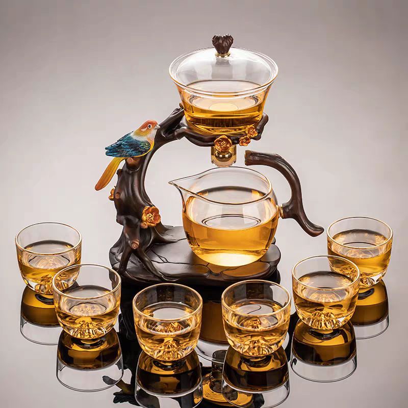 Dragon Roaring Through the Nine Heavens Tea Set