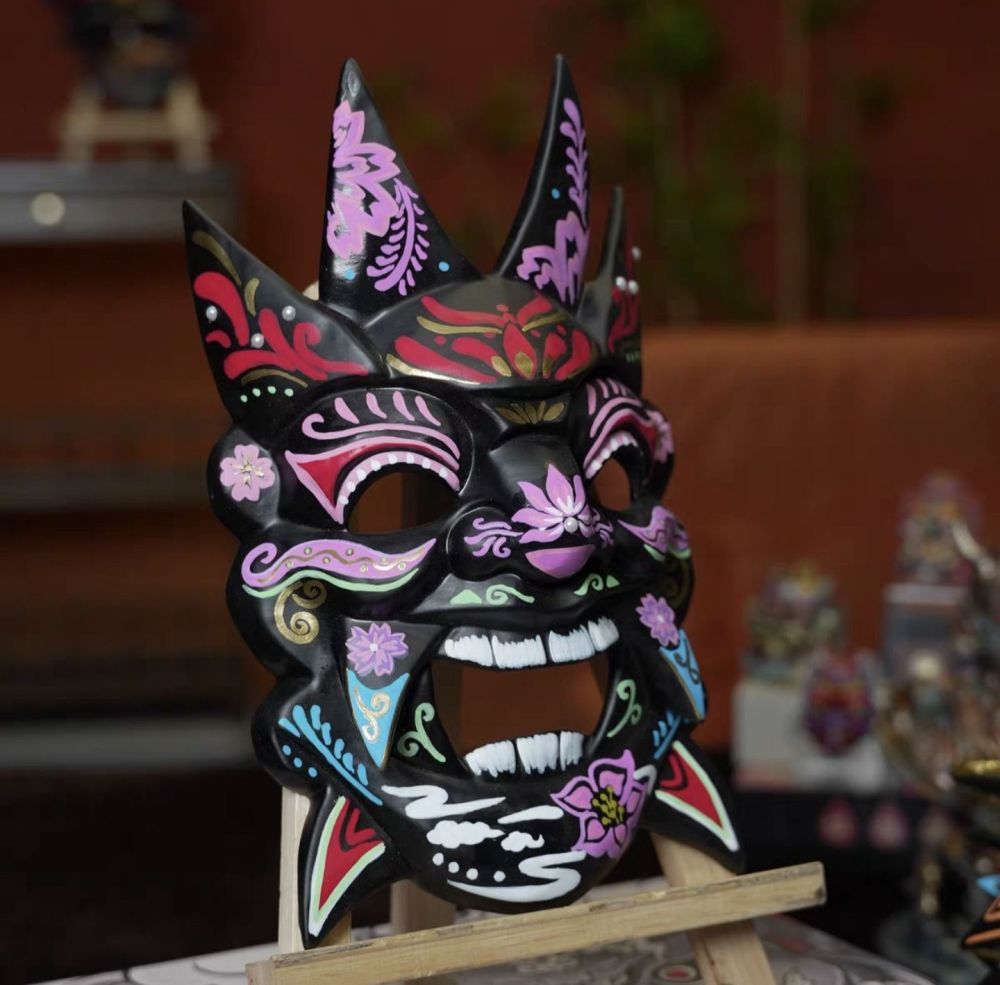 Traditional Hand-painted Intangible Cultural Heritage Nuo Opera Masks