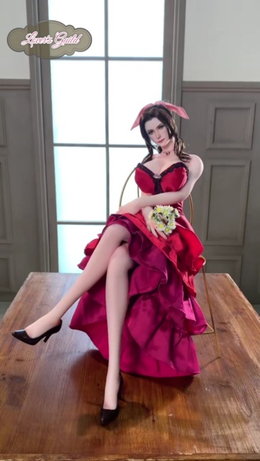 [Preorder] Aerith Gainsborough - red evening dress version