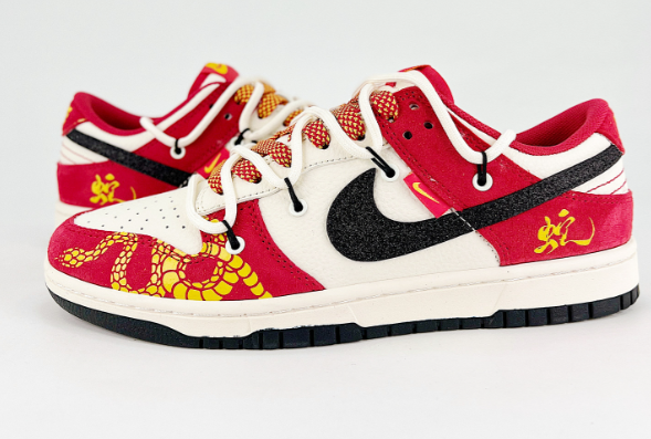 Nike shoes NIKE DUNK SB  Size, 36-45  You can click on the link of the picture below to view more detailed pictures.