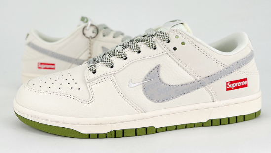 NIKE DUNK SB Nike shoes  Size, 36-45  You can click on the link of the picture below to view more detailed pictures.