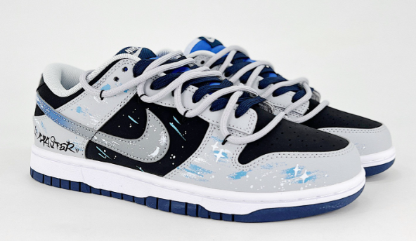 Nike shoes NIKE DUNK SB  Size, 36-45  You can click on the link of the picture below to view more detailed pictures.