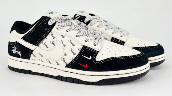 Nike shoes NIKE DUNK SB  Size, 36-45  You can click on the link of the picture below to view more detailed pictures.