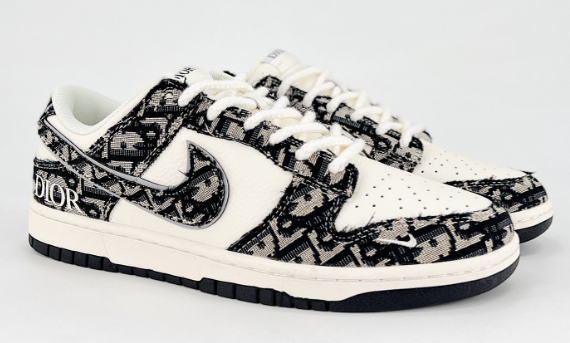 Nike shoes NIKE DUNK SB  Size, 36-45  You can click on the link of the picture below to view more detailed pictures.