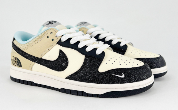 Nike shoes NIKE DUNK SB  Size, 36-45  You can click on the link of the picture below to view more detailed pictures.